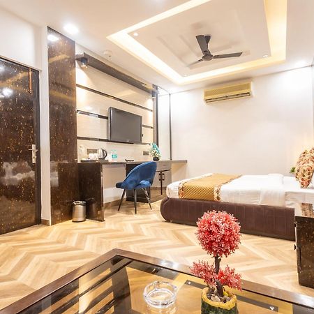 Hotel Cosmo Near Blk Hospital Karol Bagh Delhi  Dış mekan fotoğraf