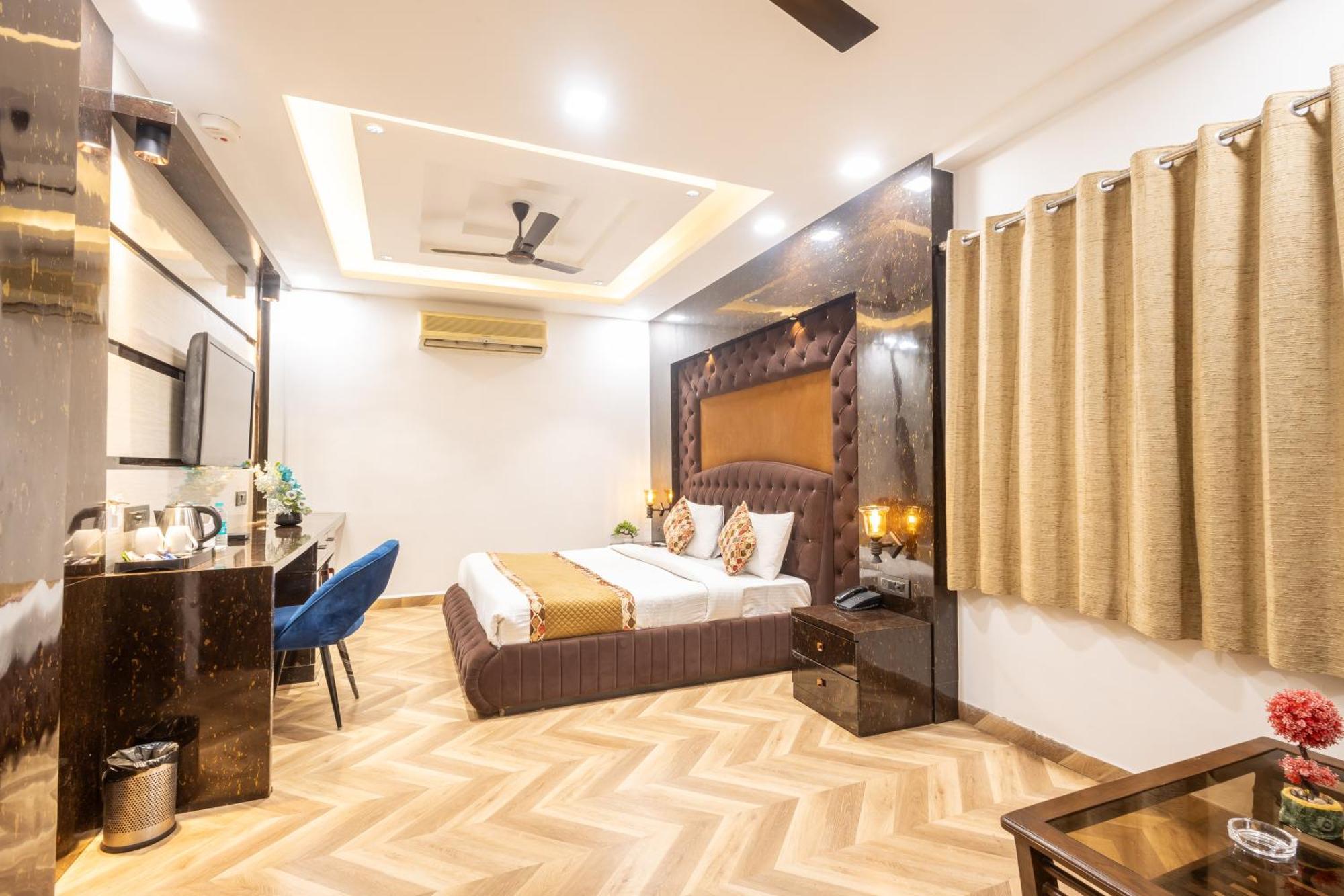 Hotel Cosmo Near Blk Hospital Karol Bagh Delhi  Dış mekan fotoğraf