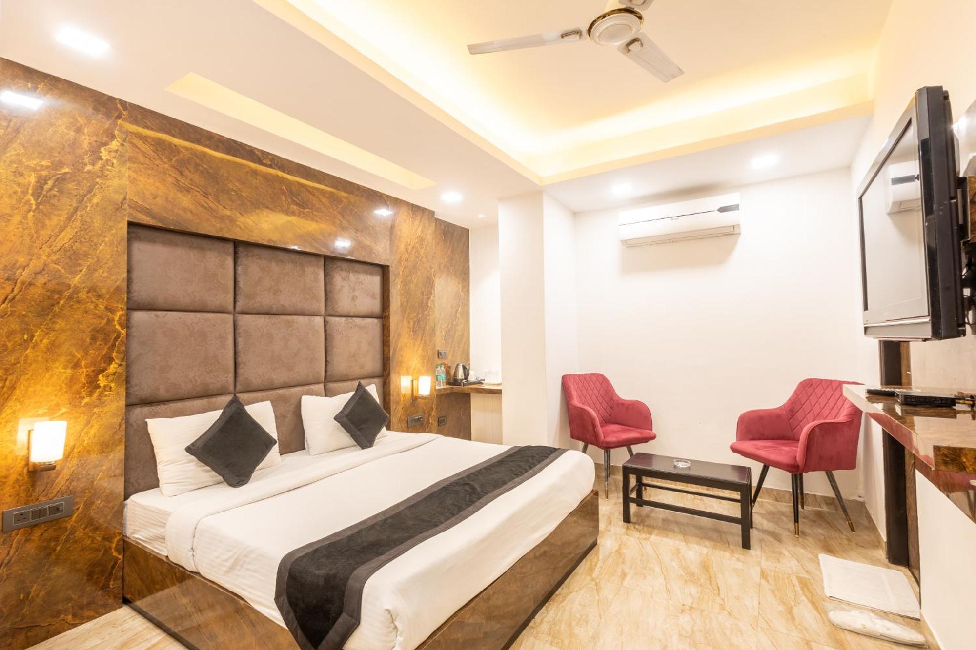Hotel Cosmo Near Blk Hospital Karol Bagh Delhi  Dış mekan fotoğraf