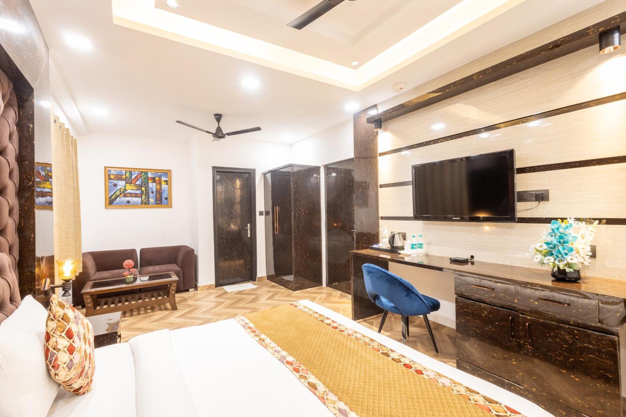 Hotel Cosmo Near Blk Hospital Karol Bagh Delhi  Dış mekan fotoğraf